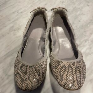 Cole Haan Women's Snakeskin Flats - Cream and Gray